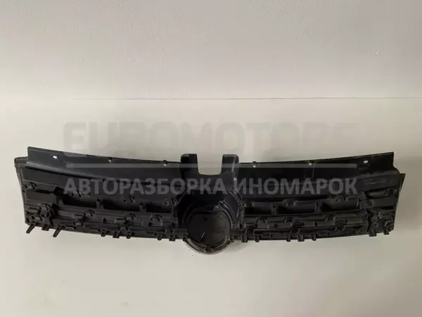 Верхняя решетка радиатора VW Golf 1.6tdi (VII) 2012-2020 5G0853653E it-10758 Дизель - 2