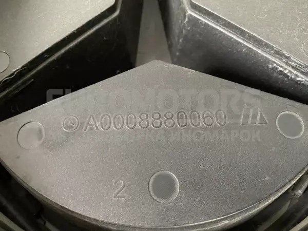 Верхняя решетка радиатора Mercedes GLA-Class 1.6T 16V (X156) 2013 a1568880400 it-10765 Бензин - 6
