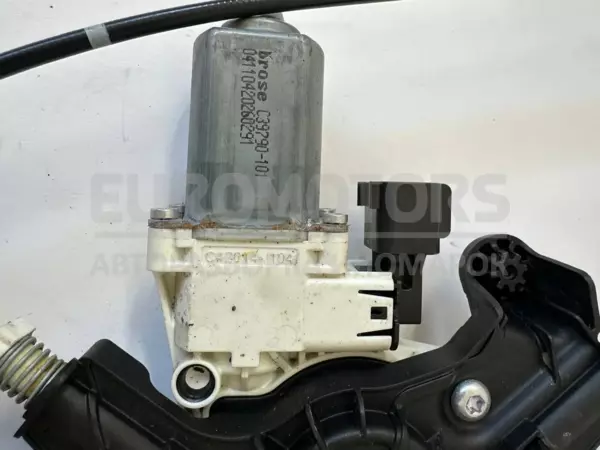 Передний левый электростеклоподъемник Land Rover Evoque 2.0d 2018 K8D2-23201 it-10827 Дизель - 3