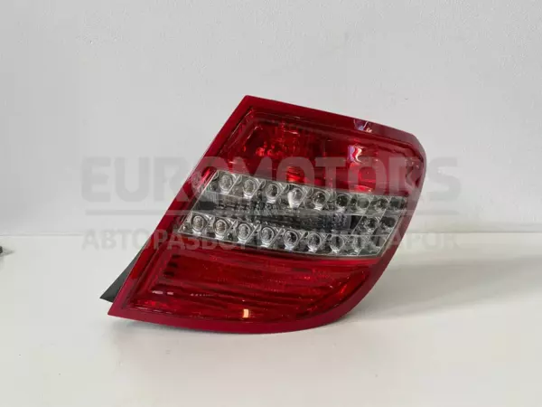 Задній правий світлодіодний ліхтар Mercedes C-class 2.2cdi (W204) 2007-2015 2049069602R it-10976 Дизель euromotors.com.ua