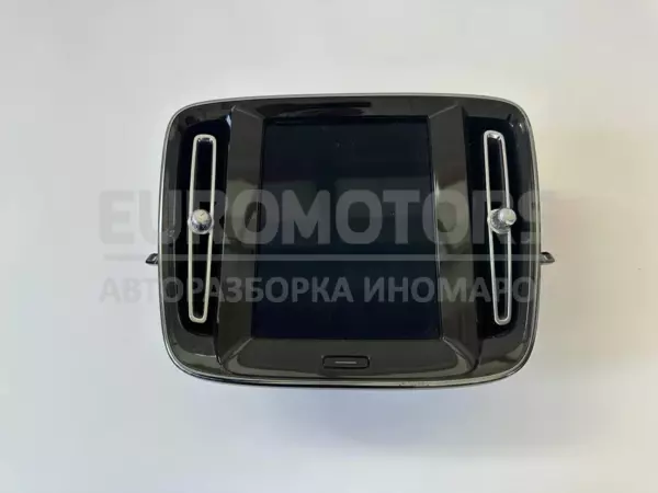 Автомобильный радиоприемник CD/DVD/GPS/дисплей навигации Volvo XC40 1.5 2017 32247465AA it-10997 Бензин euromotors.com.ua
