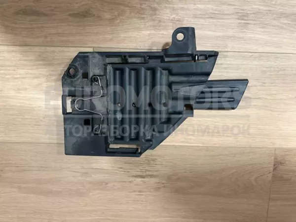 Кронштейн фары левый Land Rover Discovery Sport 2.0d 2014-2019 00183541 it-11107 Дизель - 2