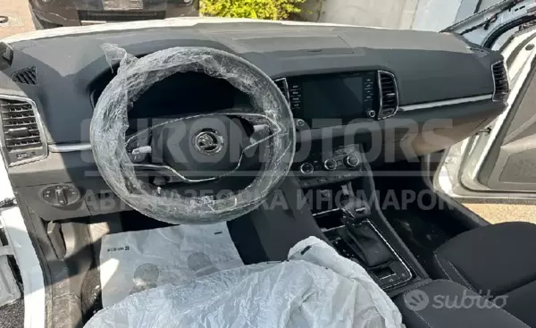 Повний комплект подушок безпеки + центральна панель приладів Skoda Karoq 2.0tdi 2017 it-10055 Дизель euromotors.com.ua