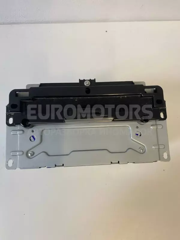 Автомобильное радио-CD Fiat Freemont 2.0MJet 2011-2016 P05091462AH it-11177 Дизель euromotors.com.ua