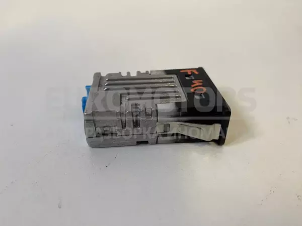 Гнездо для зарядки BMW 1 2.0tdi (F40) 2019-2024 871193801 it-11309 Дизель - 2