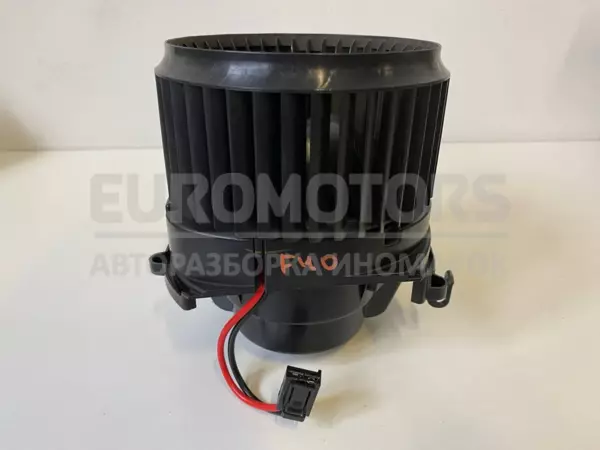 Вентилятор для печі BMW 1 2.0tdi (F40) 2019-2024 CZ116360-2037 it-11322 Дизель euromotors.com.ua