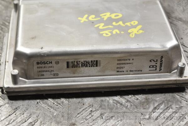 Блок керування двигуном Volvo XC70 2.4td D5 2000-2006 30646978 381489 - 2