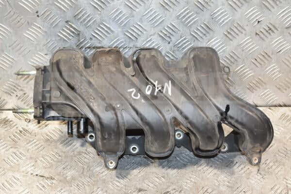 Колектор впускний пластик Toyota Yaris Verso 1.3 16V 1999-2005 1710121020 381768 euromotors.com.ua