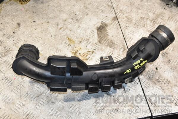 Патрубок інтеркулера 06- Renault Master 2.5dCi 1998-2010 8200646967 382297 euromotors.com.ua