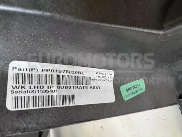 Центральная панель приборов с подушкой безопасности Jeep Grand Cherokee 3.0crd 2010 P01342A23BL it-11445 Дизель - 4