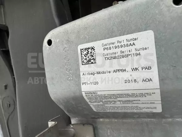 Центральная панель приборов с подушкой безопасности Jeep Grand Cherokee 3.0crd 2010 P01342A23BL it-11445 Дизель - 6
