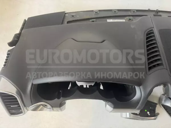 Центральная панель приборов с подушкой безопасности Porsche Cayenne 3.0tdi 2010 7P5857003 it-11448 Дизель - 2