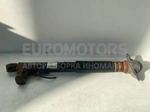 Правий задній амортизатор VW Passat 3.2 FSI (B6) 2005-2010 3C0512010F it-11543 Бензин euromotors.com.ua