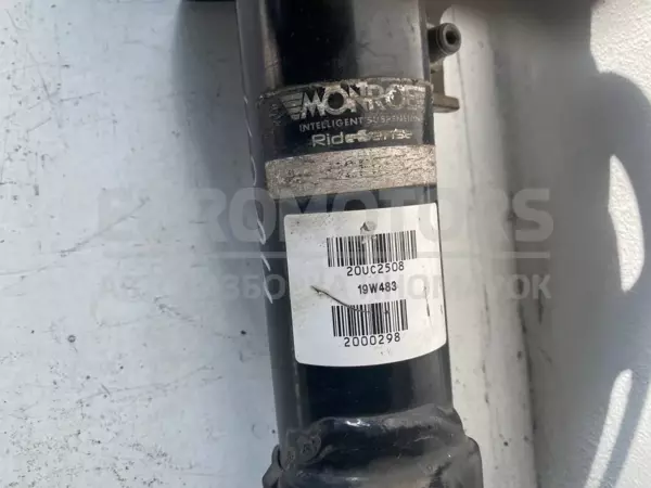 Передній лівий амортизатор Mercedes C-class 2.2cdi (W204) 2007-2015 20UC2508 it-11548 Дизель - 4