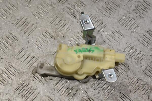 Активатор замка крышки багажника Toyota Yaris 2006-2011 383375 euromotors.com.ua