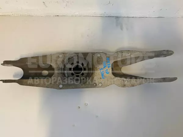 Правый задний рычаг Mercedes A-class 2.2cdi (W176) 2012-2018 A2463520202 it-11714 Дизель euromotors.com.ua
