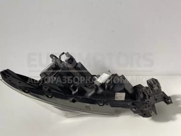Правая ксеноновая фара Mazda 3 2.2tdi 2013-2019 BHR251030 it-11767 Дизель - 4