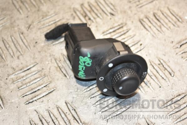 Кнопка регулювання дзеркал Renault Kangoo 2008-2013 383847 euromotors.com.ua