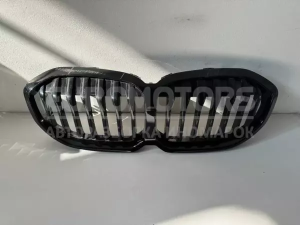 Решітка радіатора BMW 1 2.0tdi (F40) 2019-2024 1059789 it-11820 Дизель euromotors.com.ua