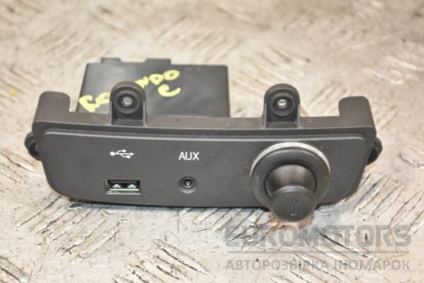 Роз'єм USB / AUX SsangYong Korando C 2010 202008944 384309 euromotors.com.ua