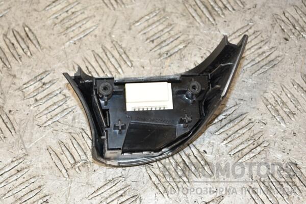 Кнопки руля левые SsangYong Korando C 2010 384480 - 2