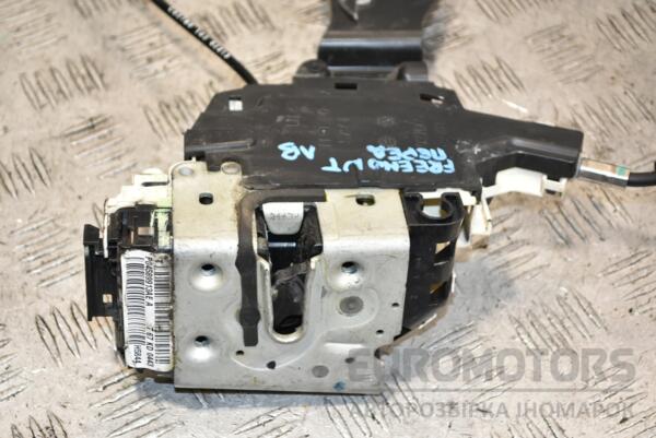 Замок двери передний левый электр 4 пина Fiat Freemont 2011-2016 P04589913AE 384532 - 2