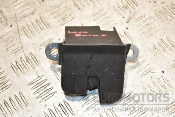 Замок крышки багажника электр 4 пина Seat Leon 2013 5F4827505D 384678 - 2