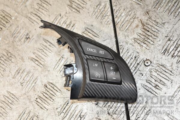 Кнопки руля правые (дефект) Mazda 3 2013-2019 384694 euromotors.com.ua