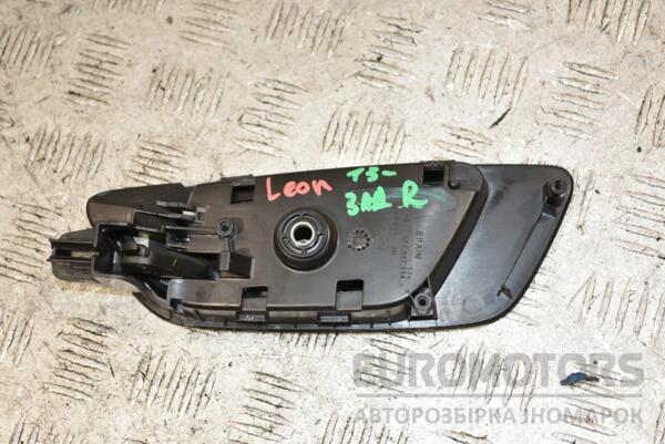 Ручка двери внутренняя задняя правая Seat Leon 2013 5F1837114A 384696 - 2