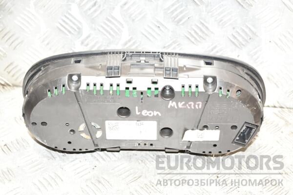 Панель приладів (дефект) Seat Leon 2.0tdi 2013 5F0920853A 384877 - 2