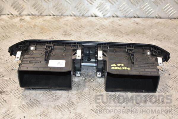 Дефлектор воздушный центральный Renault Sandero 2020 687500391R 384887 - 2