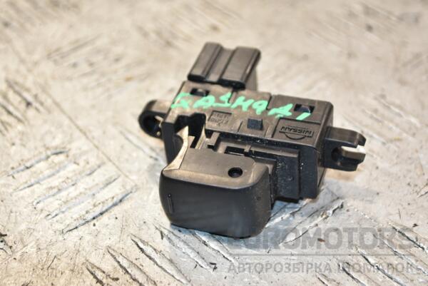 Кнопка стеклоподъемника Nissan Qashqai 2007-2014 25411JD000 384921 euromotors.com.ua