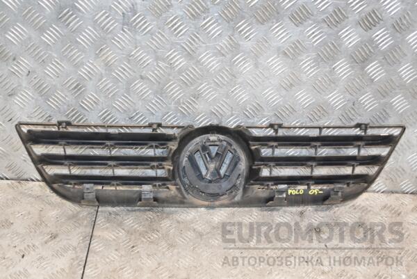 Решітка радіатора 05- VW Polo 2001-2009 6Q0853653E 385103 - 2