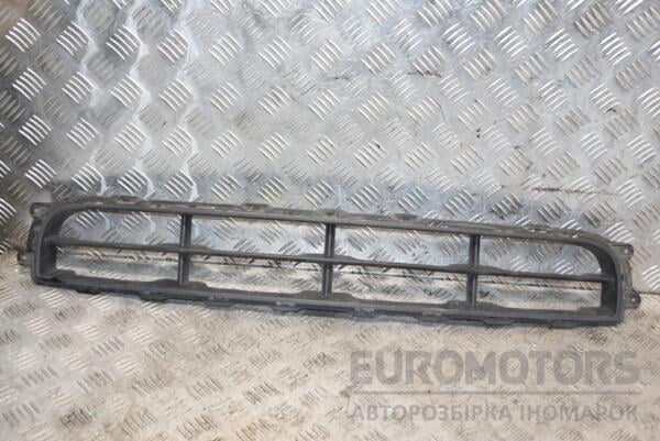 Решітка переднього бампера центральна Kia Carens 2006-2012 865611D050 385105 euromotors.com.ua