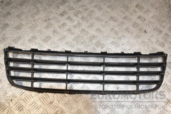 Решетка переднего бампера центральная VW Golf (V) 2003-2008 1K0853677С 385214 - 2