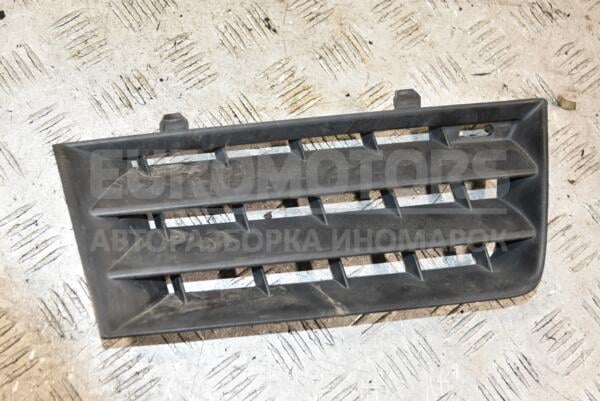 Решітка радіатора права -06 Renault Megane (II) 2003-2009 8200114157 385760 - 1