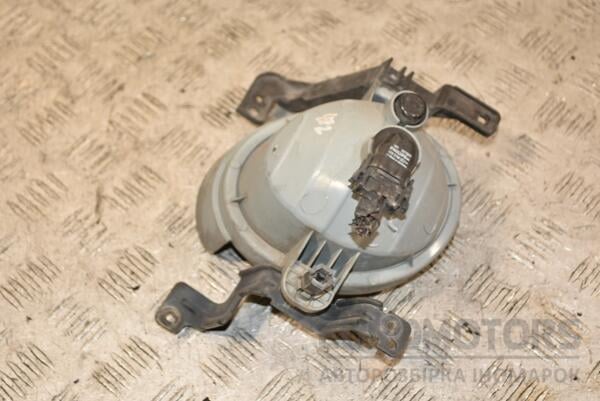 Фара противотуманная правая Hyundai i20 2008-2014 922021J0 385774 - 2