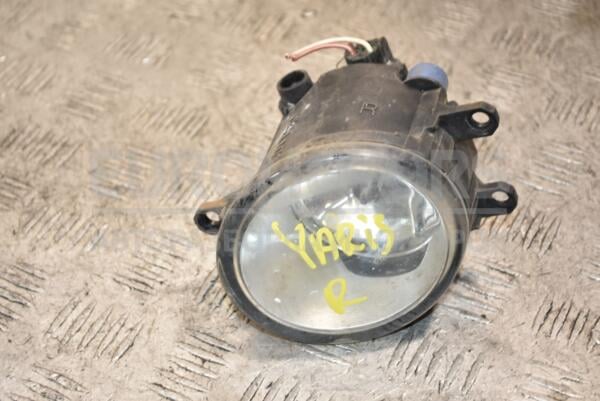 Фара противотуманная правая Toyota Yaris 2006-2011 812100D041 385780 euromotors.com.ua