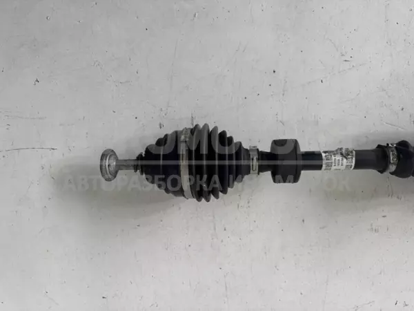 Передний правый полуось (привод) BMW 1 2.0tdi (F40) 2019-2024 15540010 it-12113 Дизель - 2
