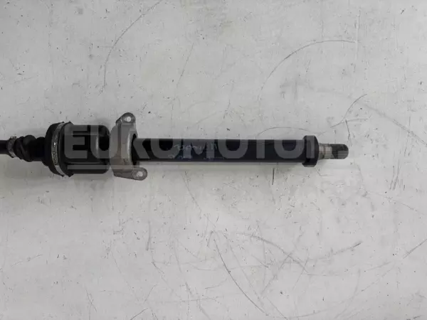 Передний правый полуось (привод) BMW 1 2.0tdi (F40) 2019-2024 15540010 it-12113 Дизель - 3