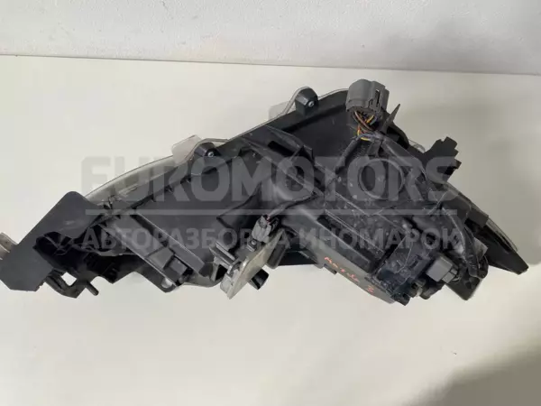 Левая ксеноновая фара Mazda 3 2.2tdi 2013-2019 BHR251040 it-11768 Дизель - 3