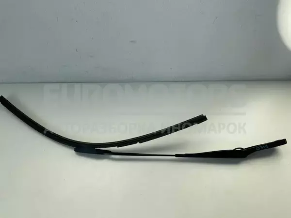 Передний левый стеклоочиститель BMW 1 2.0tdi (F40) 2019-2024 7453958-05 it-11777 Дизель euromotors.com.ua