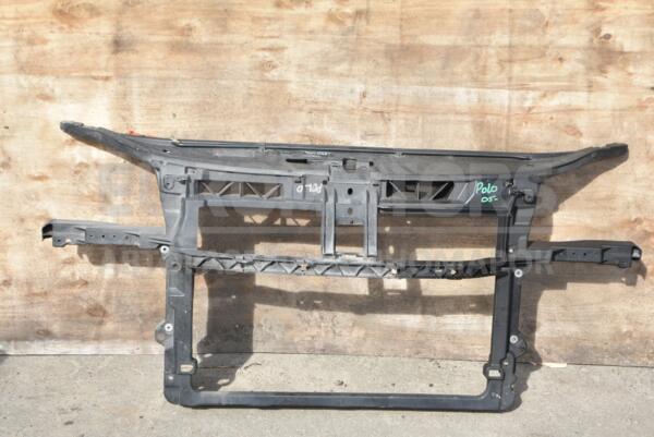 Панель передняя (окуляр, телевизор) 05- VW Polo 2001-2009 6Q0805588S 386158 euromotors.com.ua