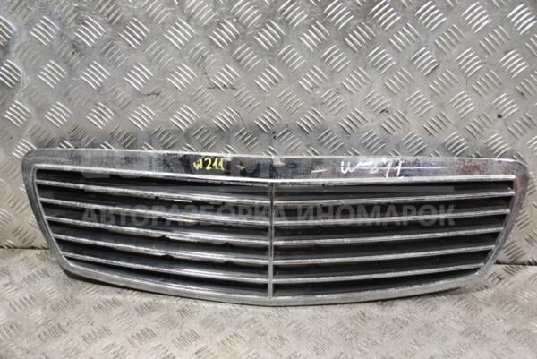Решітка радіатора Mercedes E-class (W211) 2002-2009 A2118800583 386168 euromotors.com.ua