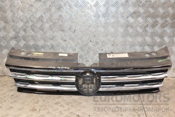Решетка радиатора (дефект) VW Tiguan 2016 5NA853653B 386198 euromotors.com.ua