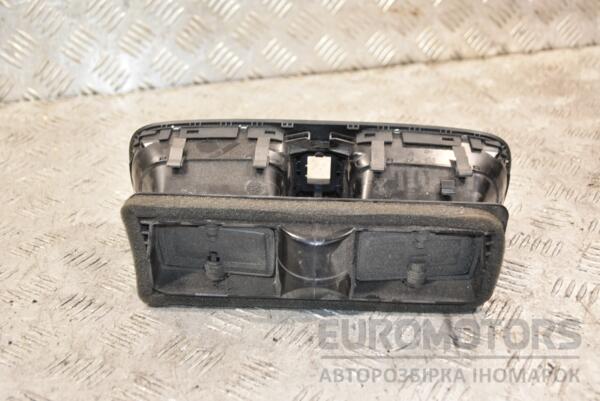 Дефлектор повітряний центральний (дефект) VW Golf (VI) 2008-2013 5K0815736D 386906 - 2