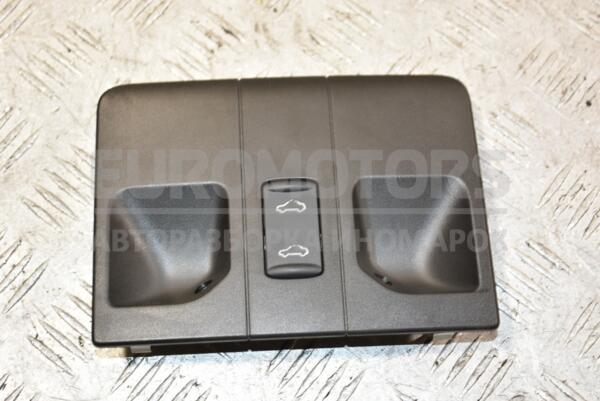 Кнопка люка Seat Ibiza 2008-2017 6J0959561 387006
