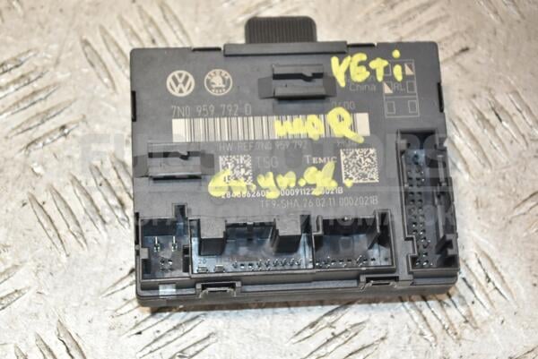 Блок управления двери передней правой Skoda Yeti 2009 7N0959792D 387077 euromotors.com.ua