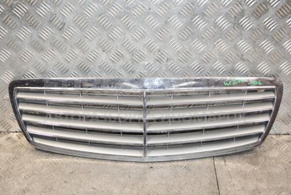 Решітка радіатора -06 Mercedes E-class (W211) 2002-2009 A2118800383 387211 euromotors.com.ua