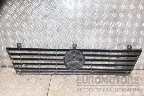 Решетка радиатора (дефект) Mercedes Vito (W638) 1996-2003 A6388880415 387219 - 2